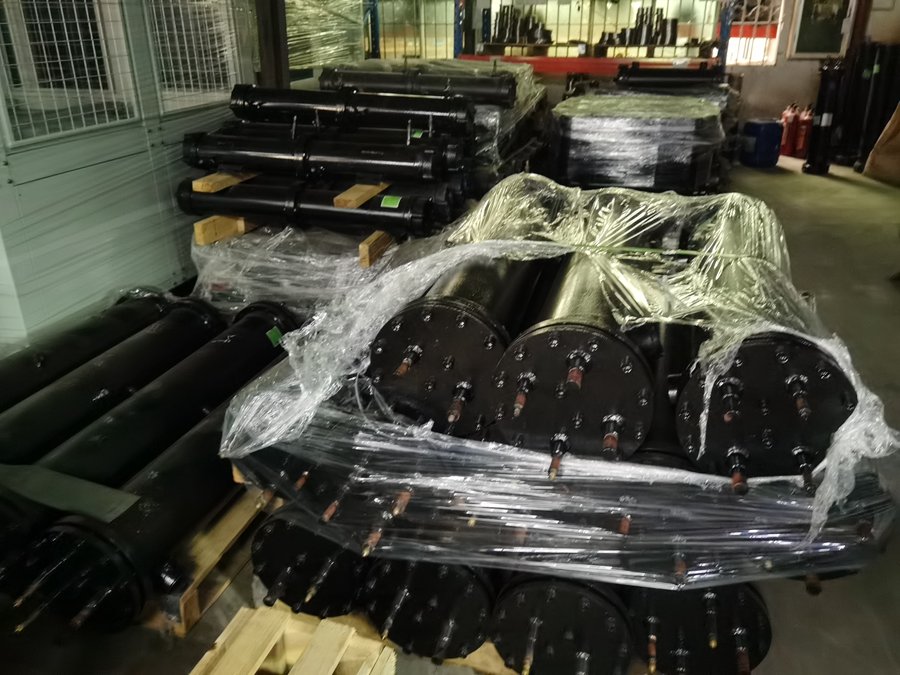 冷水機水冷螺桿停電后怎么解決？