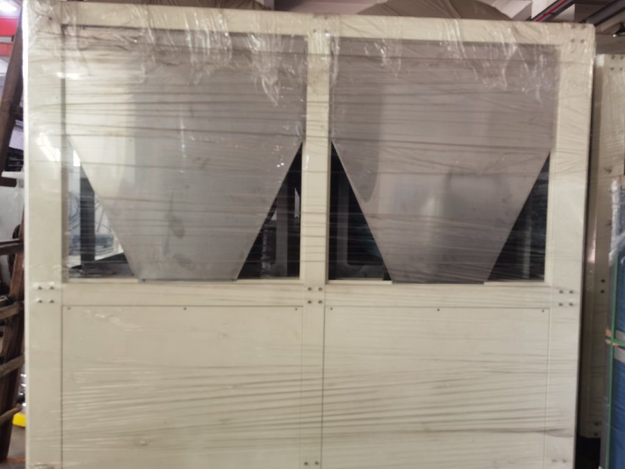 水冷螺桿機適合放地下室嗎？探討水冷螺桿機在地下室安裝的適用性與注意事項